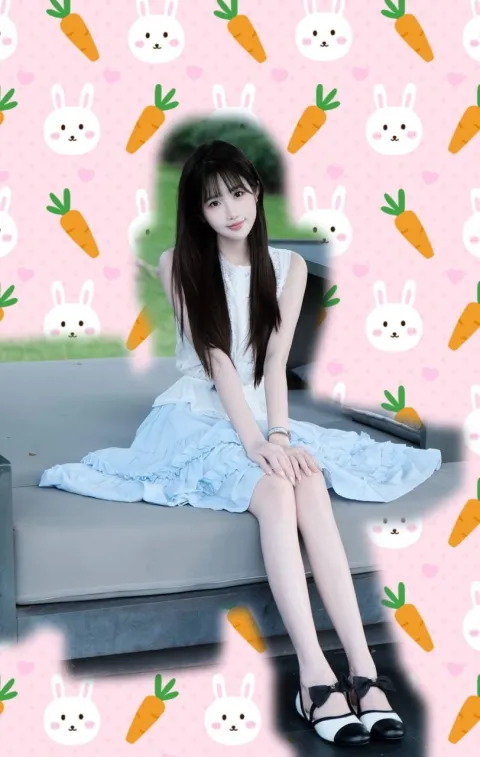 D738