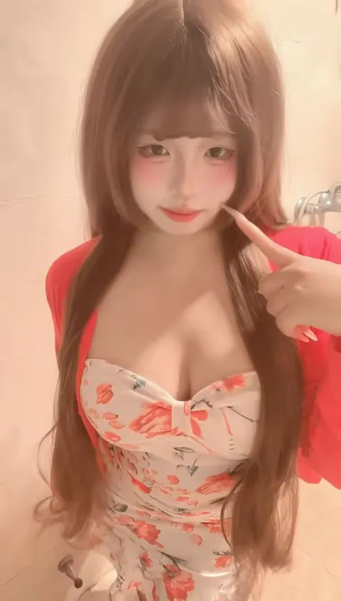 D773