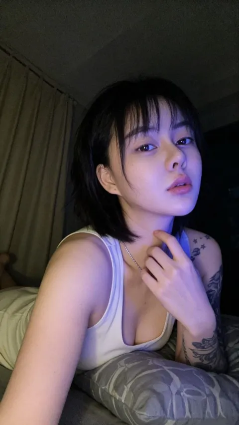 D811