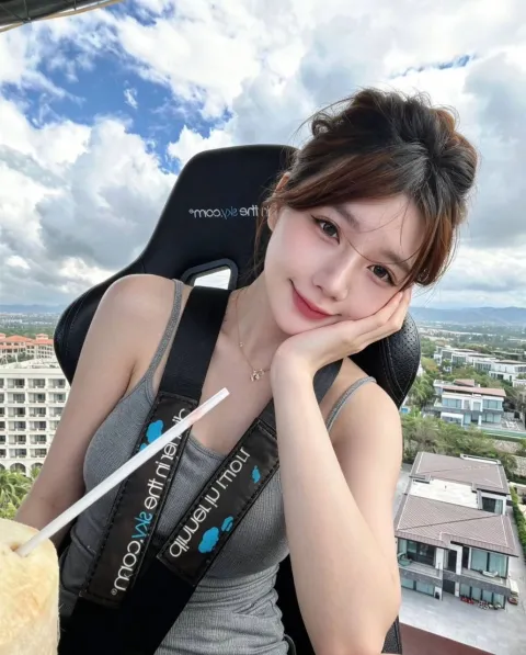 D830