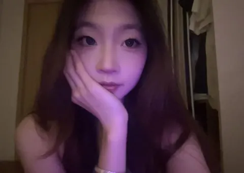 D834