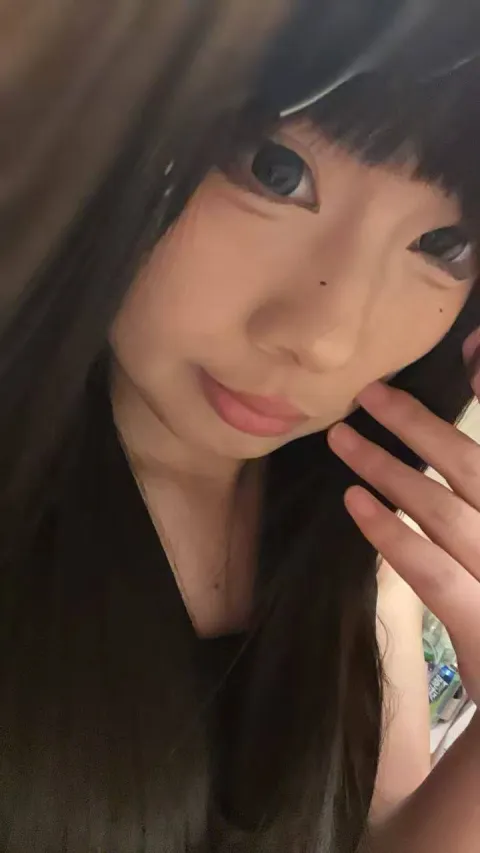D887