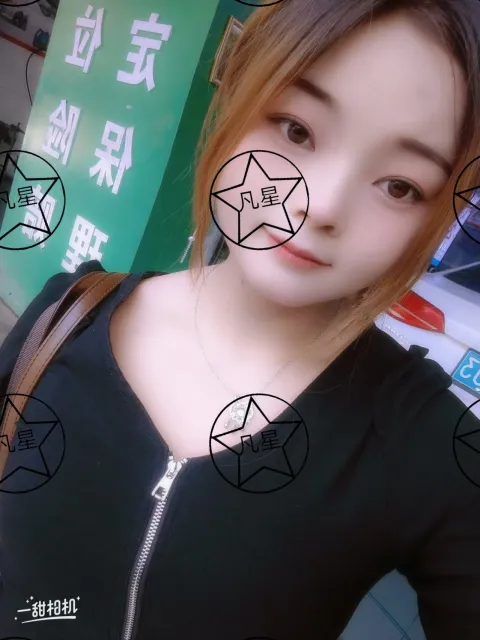 D905