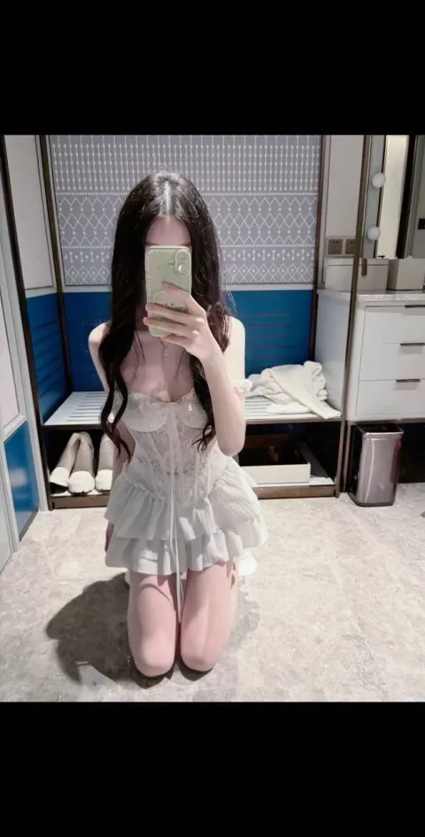 E010