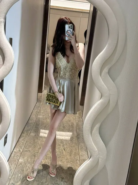 E014