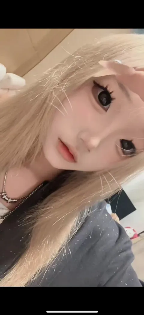 E020