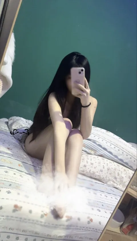 E084
