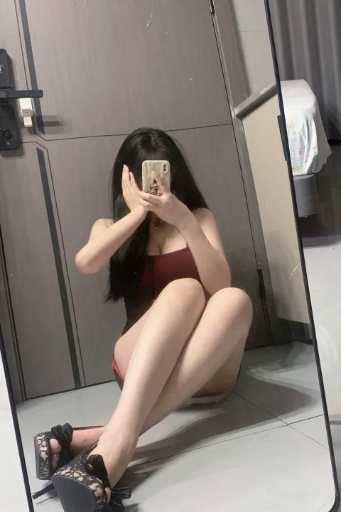 E089