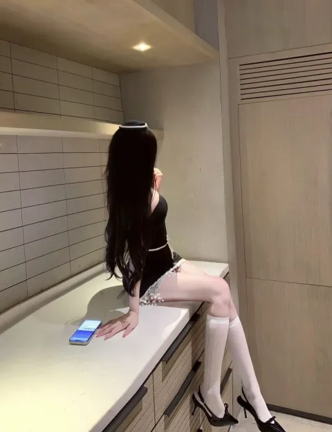 E120