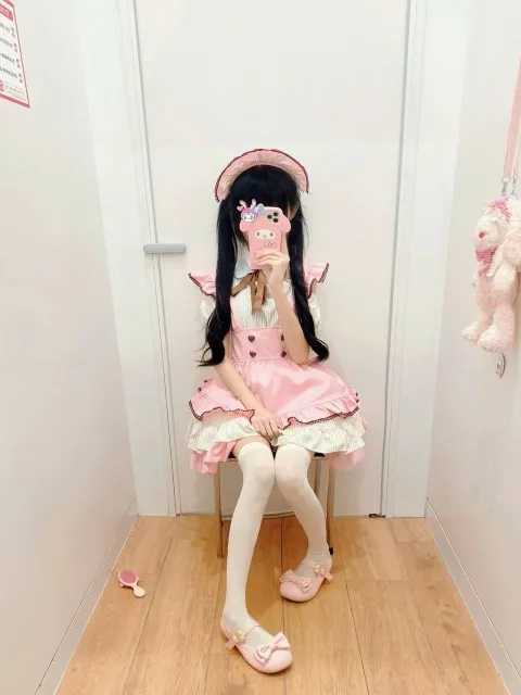 E122
