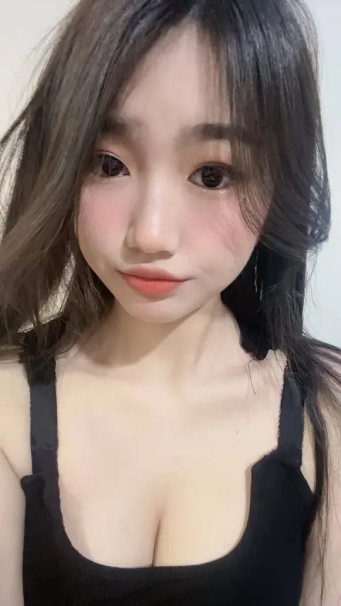 E134