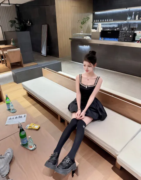 E136
