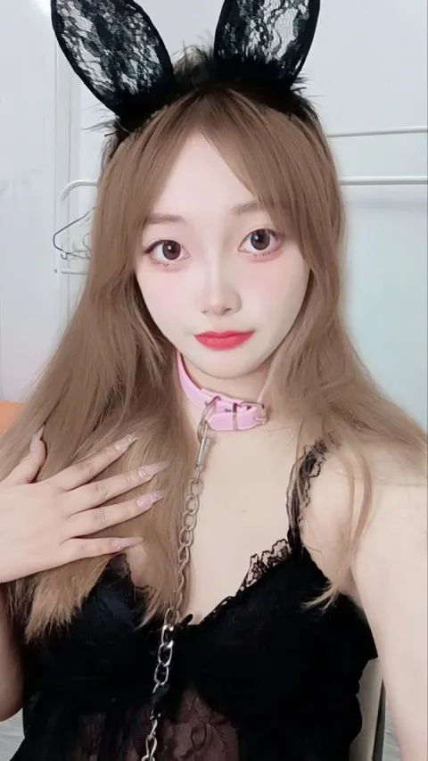 E145