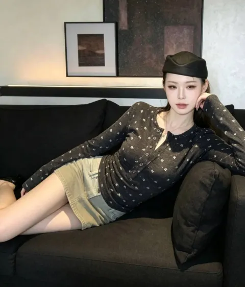 E148