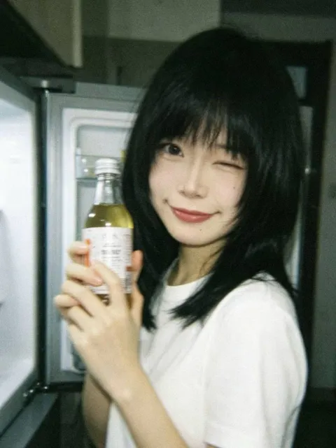 E158