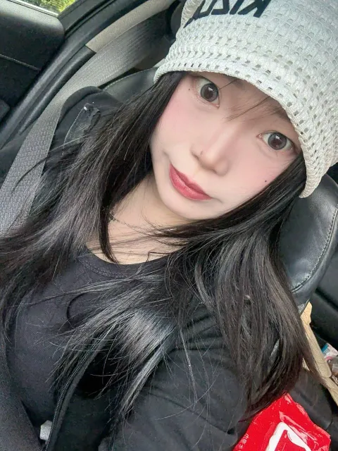 E158