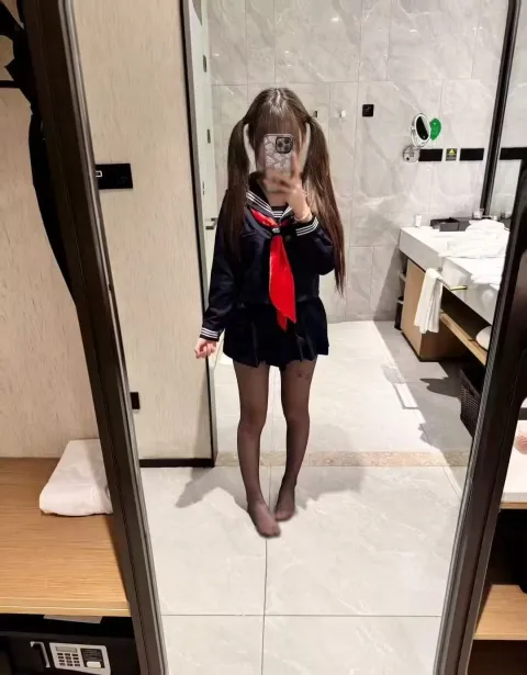 E179