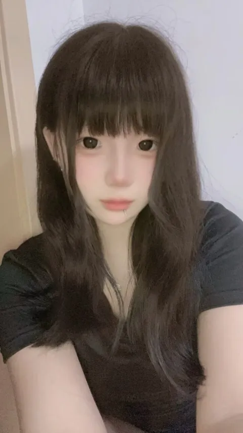 E193