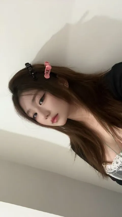E211