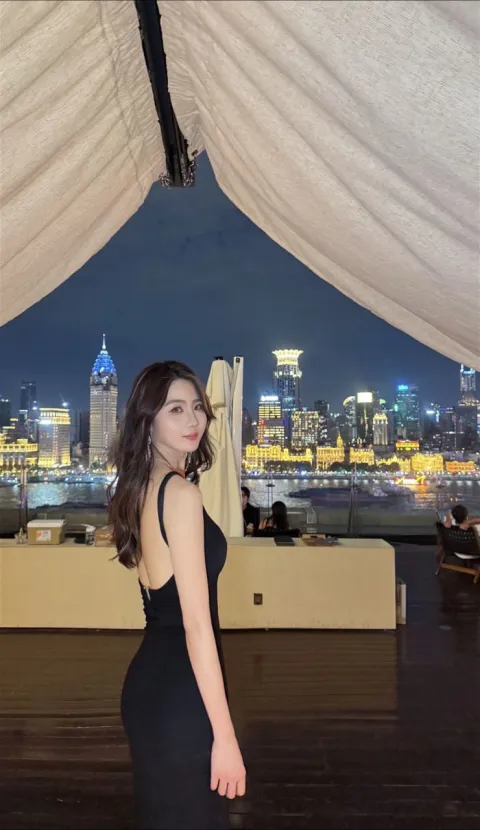 E234