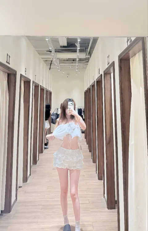 E249