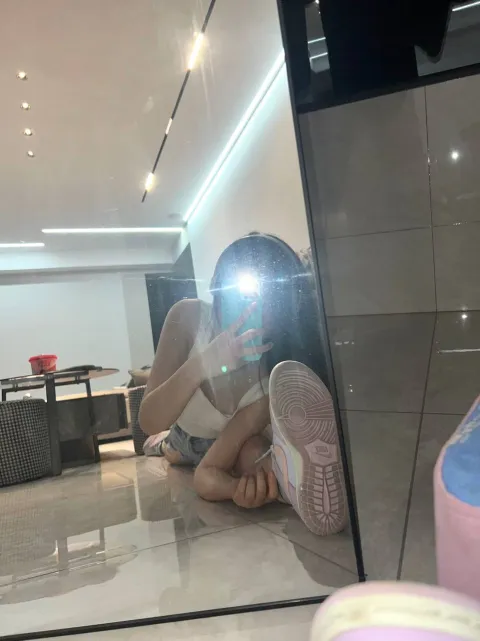 E308
