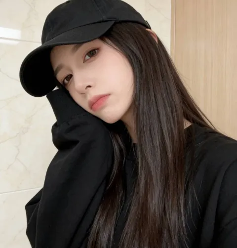 E374