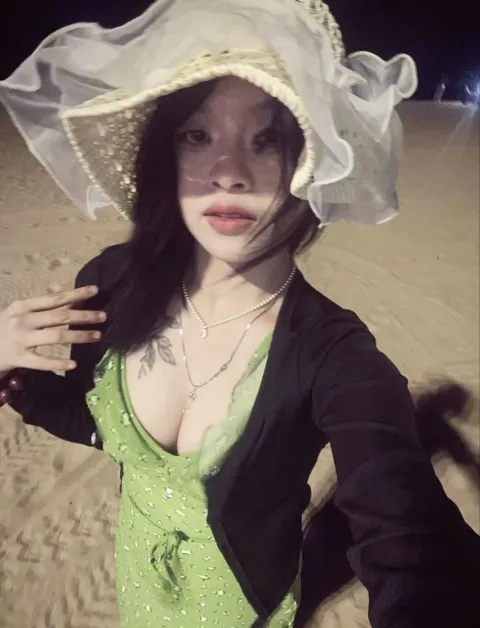 E412