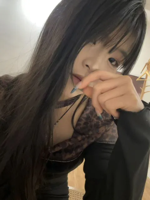 E490