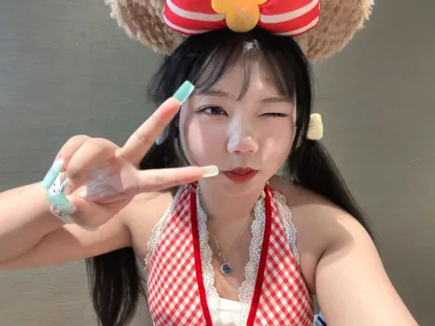 E565