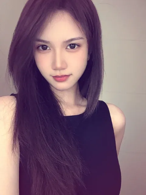 E649
