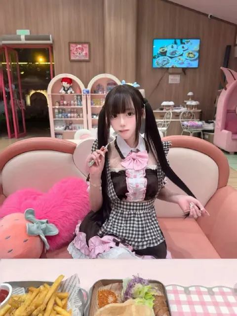 E667