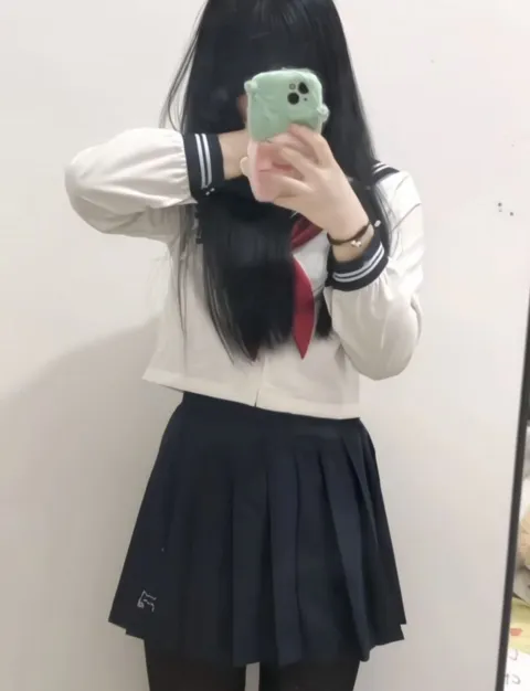 E673