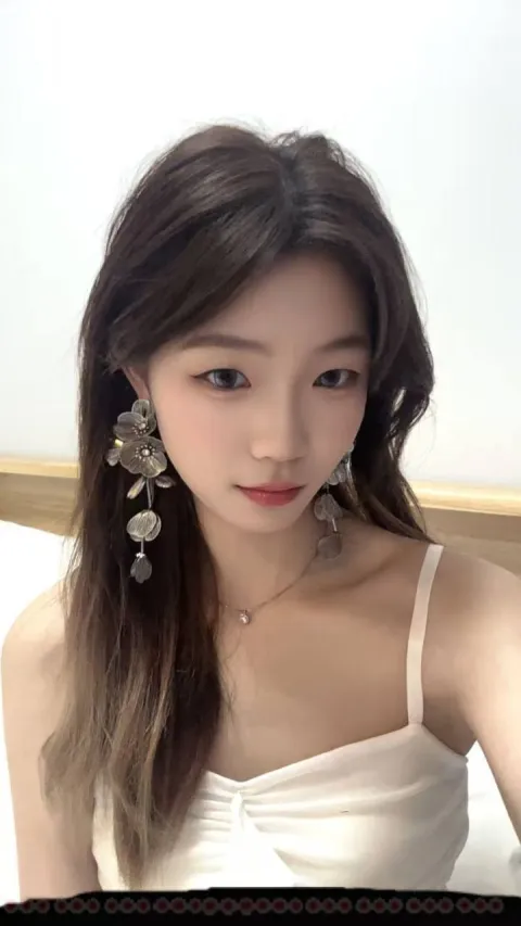 E692