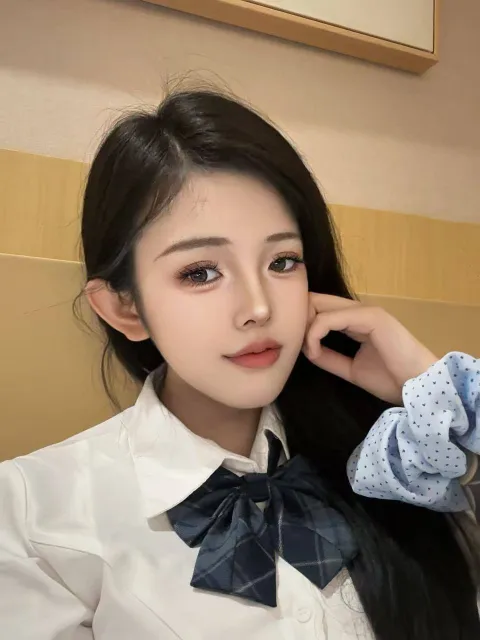 E729