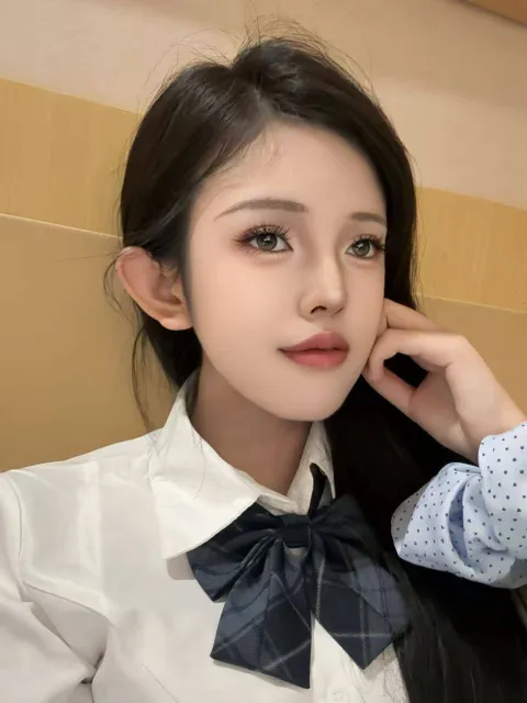 E729