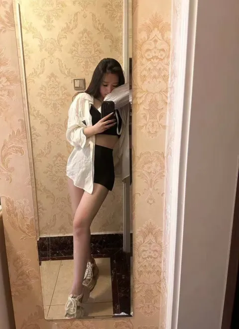 E739