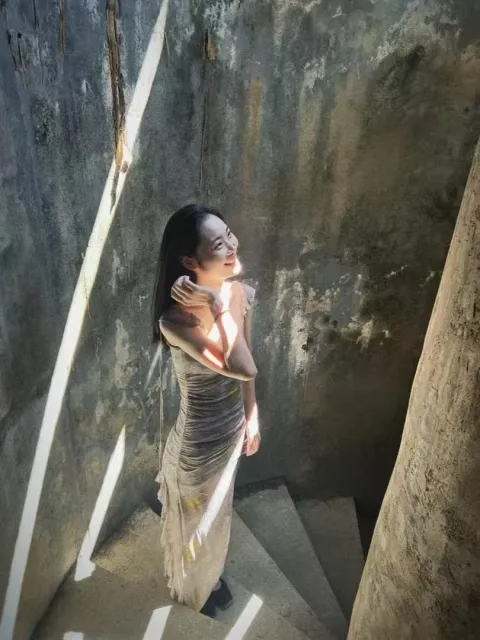 E744