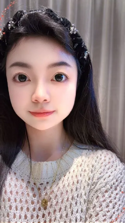 E745