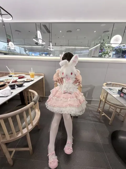 E769