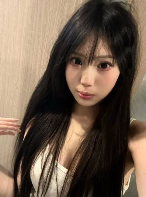E777