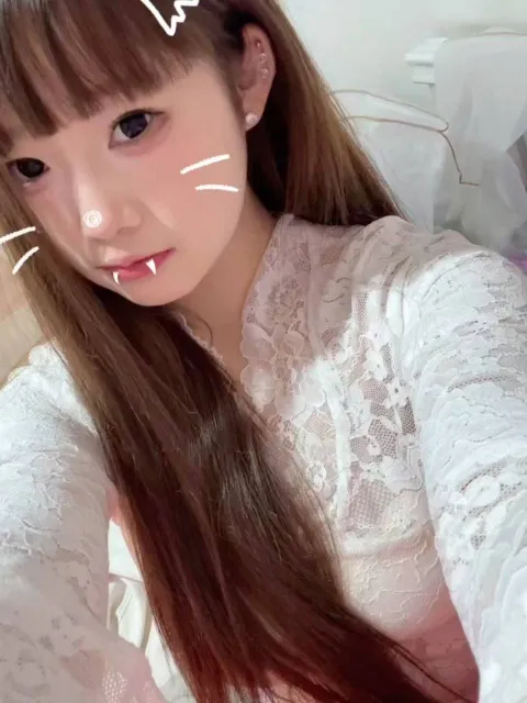 E824