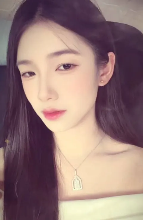 E829