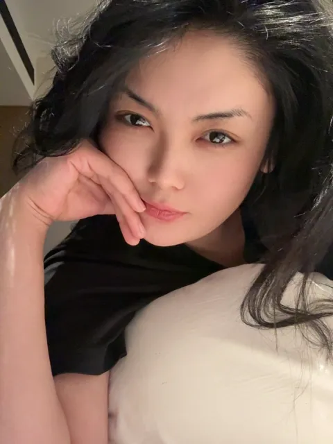 E888