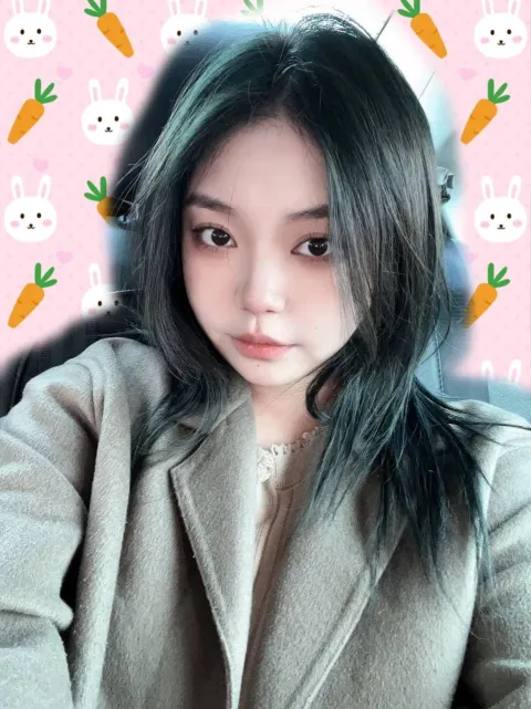 E891