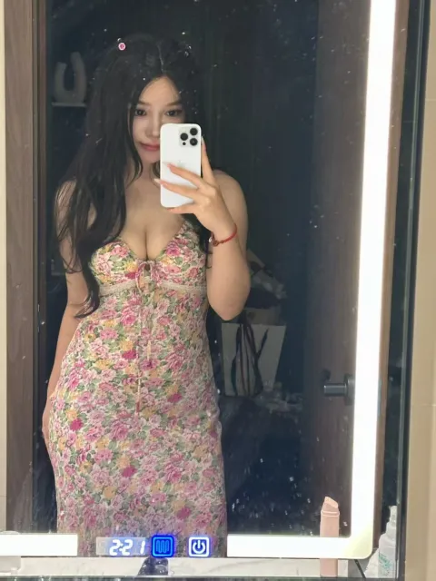 E895