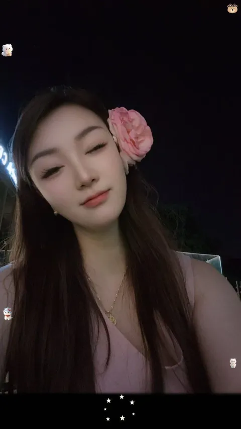 E897