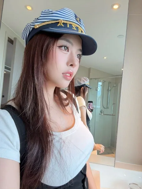 F271