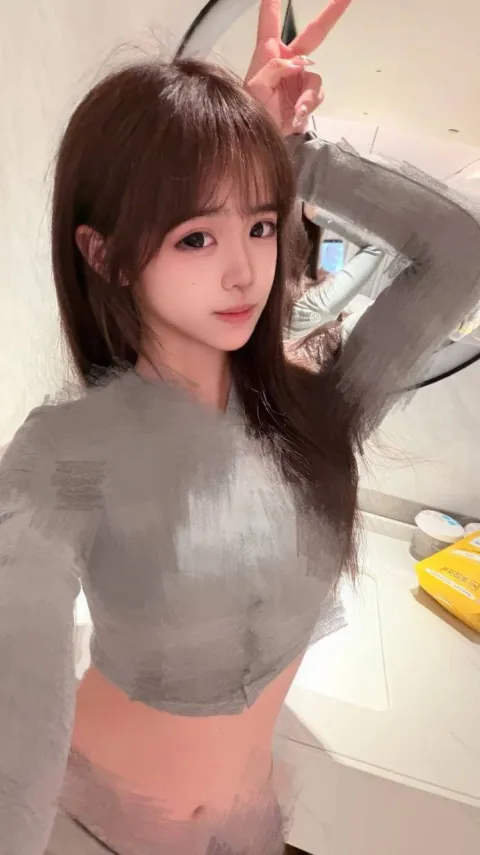 F293