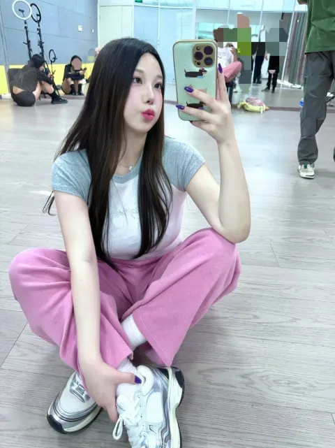 F375